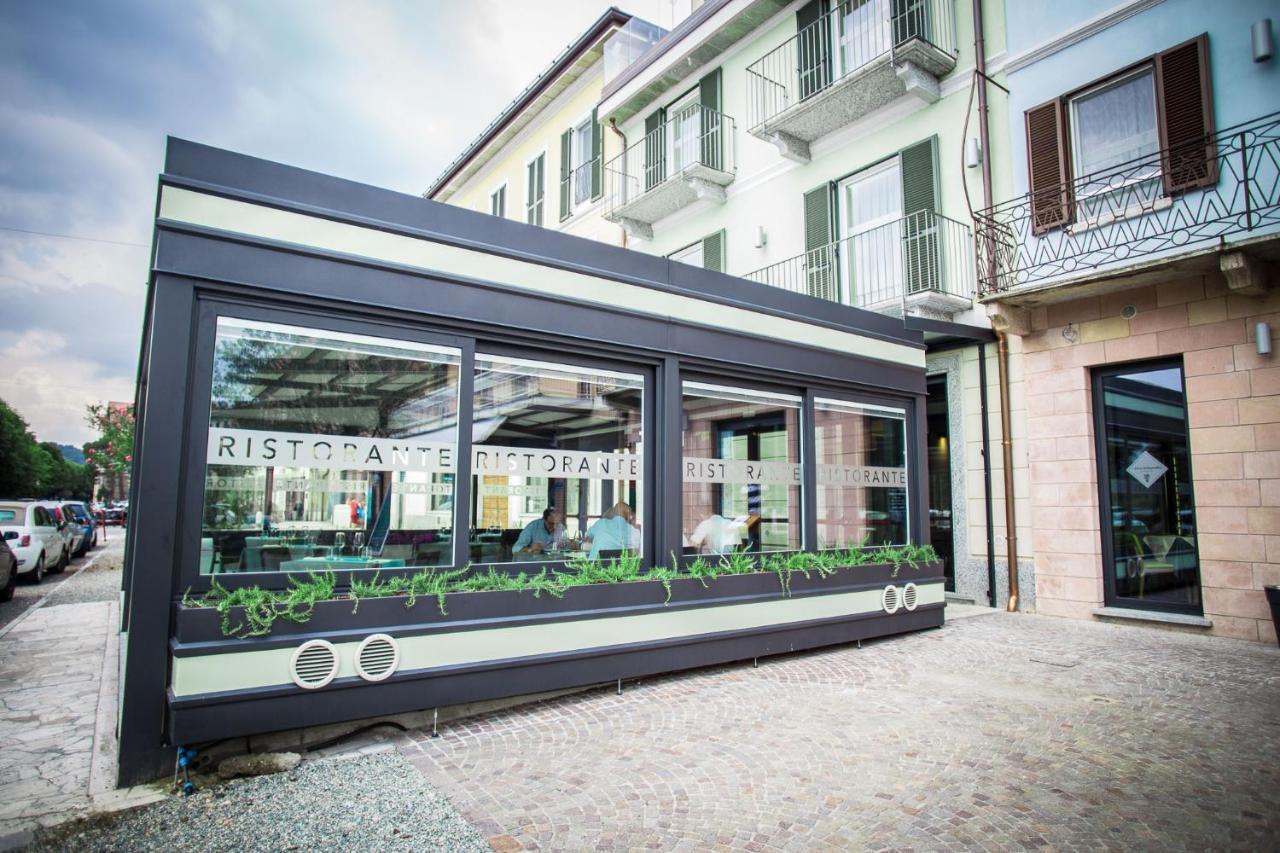 Hotel Ponti Angera Eksteriør bilde