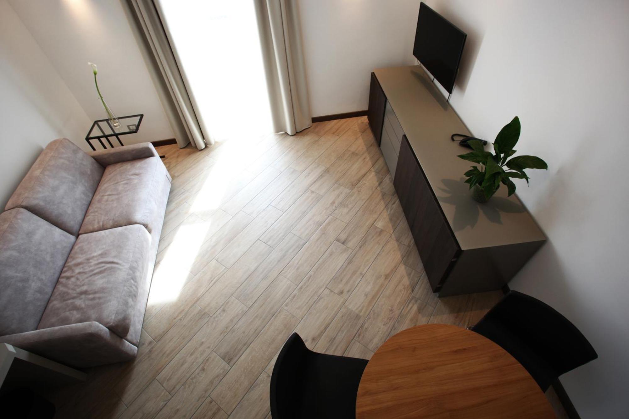 Hotel Ponti Angera Eksteriør bilde