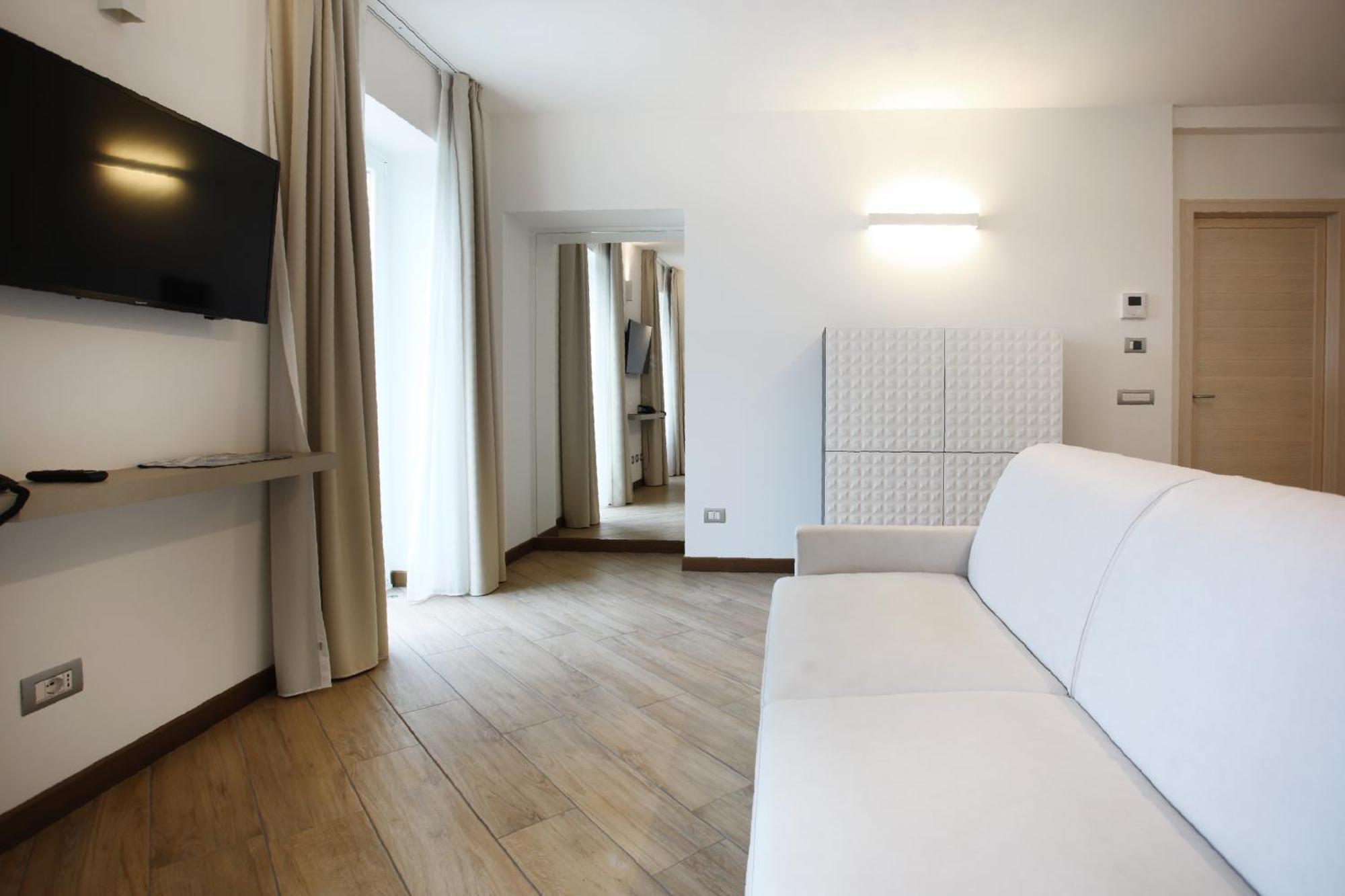 Hotel Ponti Angera Eksteriør bilde